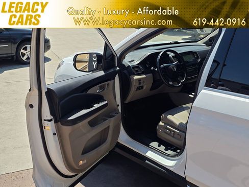 Used 2021 Honda Pilot Elite image 51