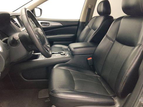 Used 2020 Nissan Pathfinder SL AWD/4WD image 17
