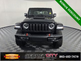 New 2025 Jeep Gladiator Mojave video 2