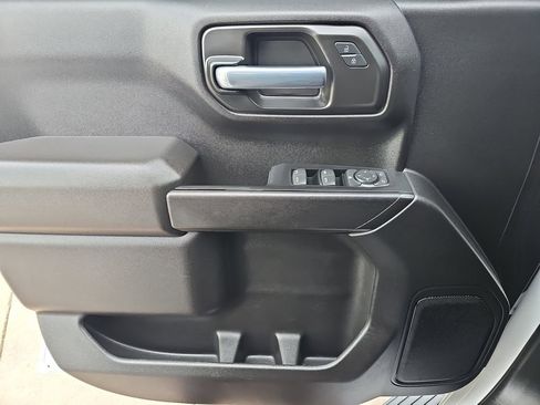 Used 2024 Chevrolet Silverado 1500 Custom image 27