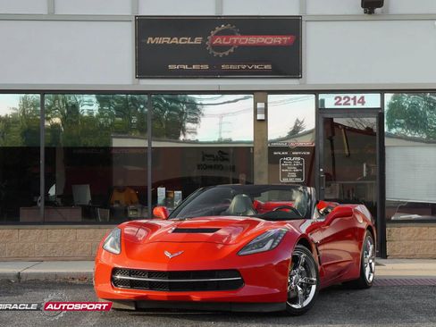 Used 2014 Chevrolet Corvette Stingray Convertible image 1