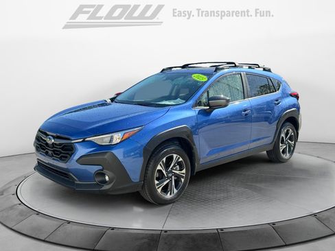 Used 2025 Subaru Crosstrek 2.0i Premium image 4