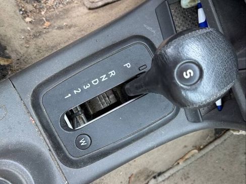Used 2002 Saab 9-3 SE FWD image 37