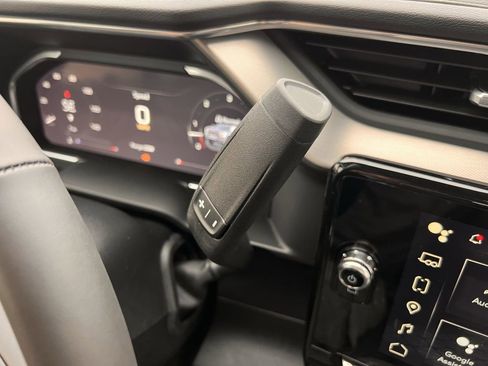 New 2026 GMC Sierra 2500 Denali w/ Denali Reserve Package image 17