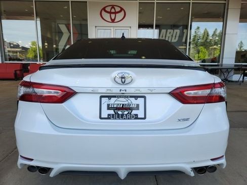 Used 2019 Toyota Camry XSE w/ Navigation Package FWD image 8