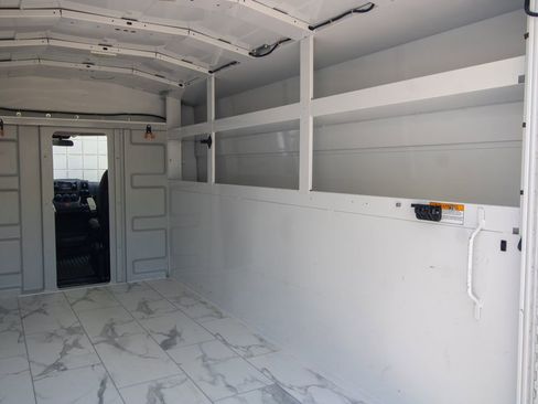 Used 2018 RAM ProMaster 3500 w/ Premium Appearance Group FWD image 33