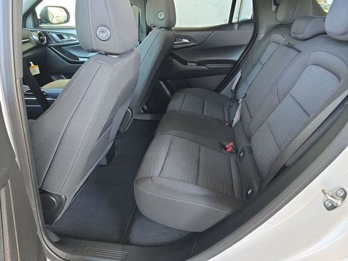 New 2025 Chevrolet Equinox LT image 25