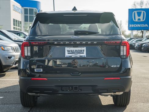 New 2026 Ford Explorer Active image 6