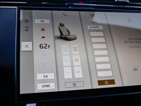 Used 2024 Land Rover Range Rover Sport Dynamic SE image 27