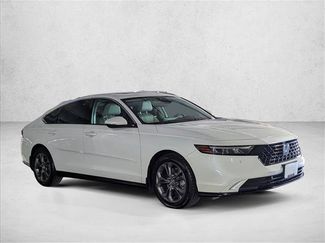 Used 2023 Honda Accord EX-L video 3