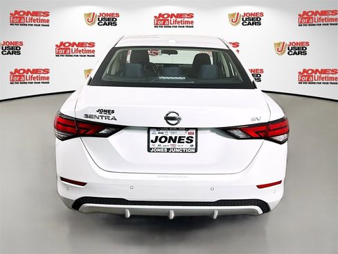 Certified 2022 Nissan Sentra SV w/ All-Weather Package image 15
