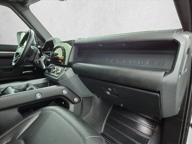 Certified 2026 Land Rover Defender 110 S AWD/4WD image 26