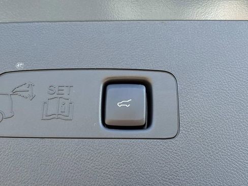 New 2026 Lincoln Corsair Premiere image 13