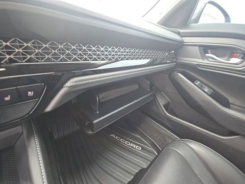 Used 2023 Honda Accord Touring image 21