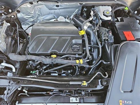 Certified 2024 Chevrolet Trax LS FWD image 28