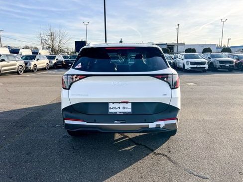 New 2026 Kia Sportage EX AWD/4WD image 8