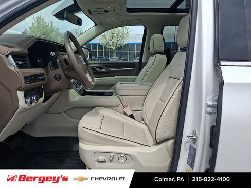 Certified 2022 GMC Yukon XL Denali w/ Max Trailering Package image 18