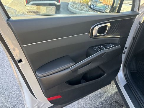 New 2026 Kia Sorento EX image 23