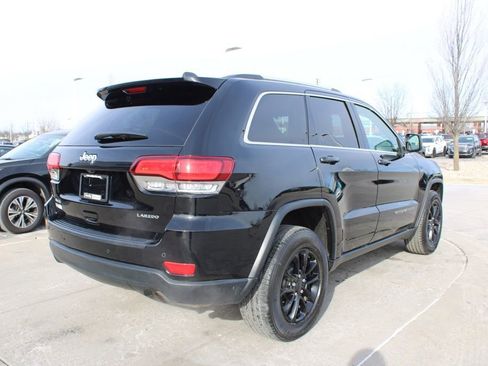 Used 2021 Jeep Grand Cherokee Laredo X image 7