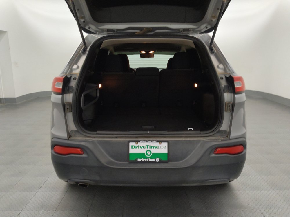 Used 2017 Jeep Cherokee Sport AWD/4WD image 29