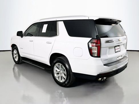 Used 2021 Chevrolet Tahoe Premier w/ Premium Package AWD/4WD image 9
