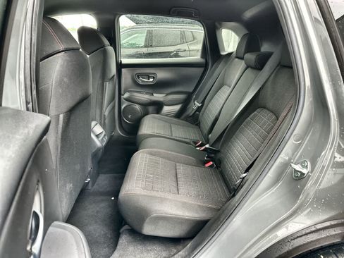 Used 2024 Honda HR-V Sport image 4