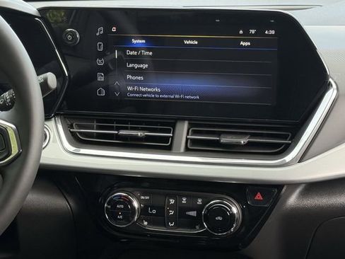 New 2026 Chevrolet Trax LT FWD image 16