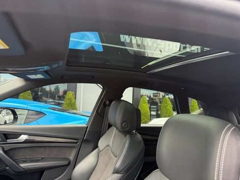 Used 2019 Audi SQ5 Premium Plus w/ Premium Plus Package AWD/4WD image 19