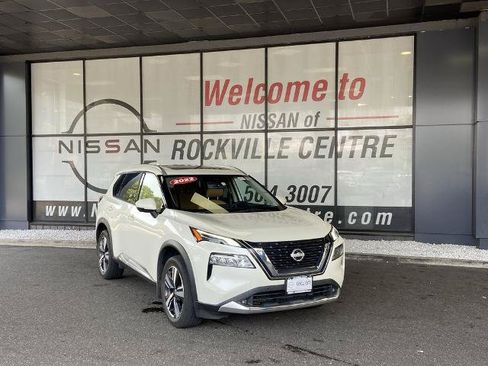 Certified 2022 Nissan Rogue Platinum w/ Head-Up Display Package AWD/4WD image 1