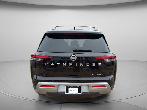 Used 2023 Nissan Pathfinder SL AWD/4WD image 7