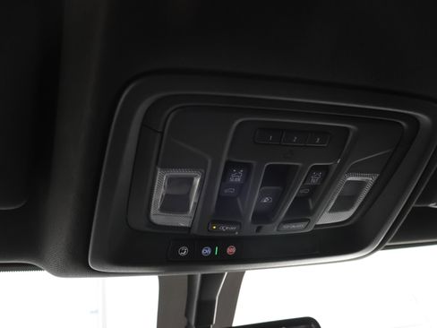 Used 2023 Chevrolet Silverado 2500 High Country image 63