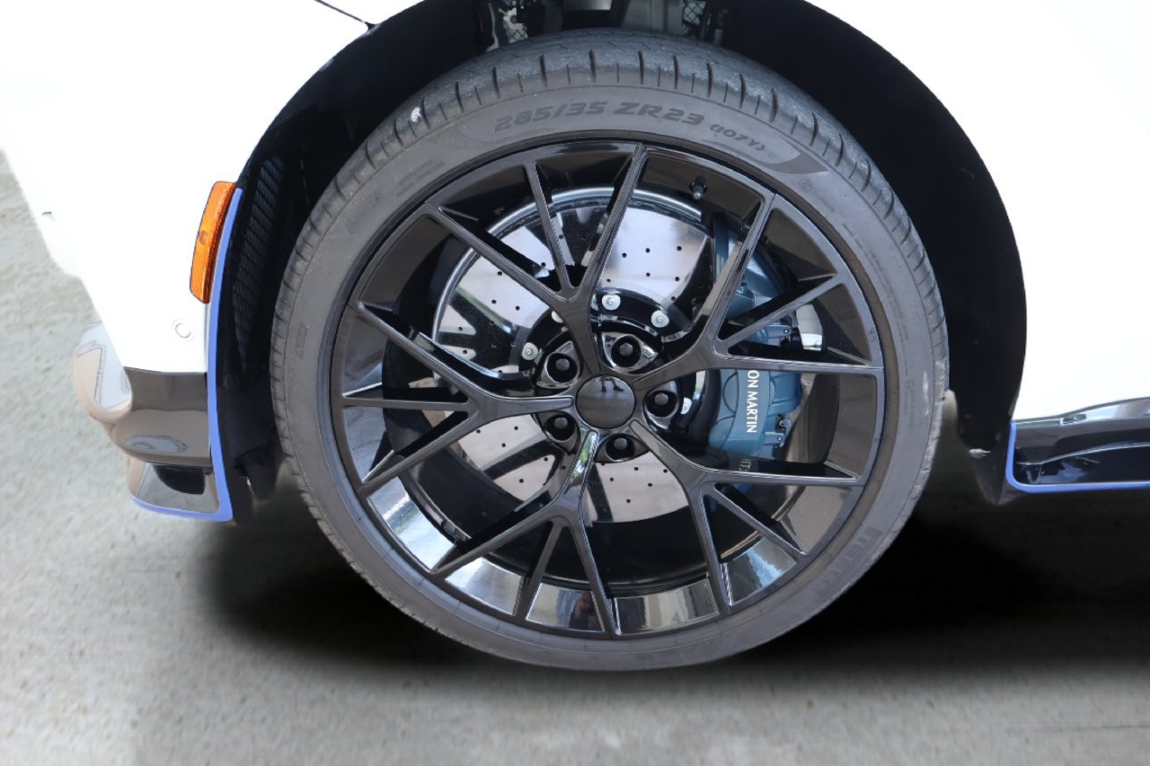 Used 2025 Aston Martin DBX 707 AWD/4WD image 32