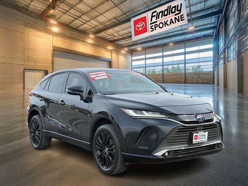 Certified 2023 Toyota Venza Nightshade image 2