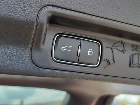 New 2026 Ford Explorer ST-Line w/ ST-Line Street Pack image 9