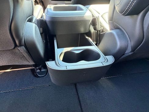 New 2026 Chrysler Pacifica Select FWD image 29