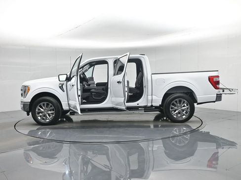 Used 2023 Ford F150 Lariat image 40