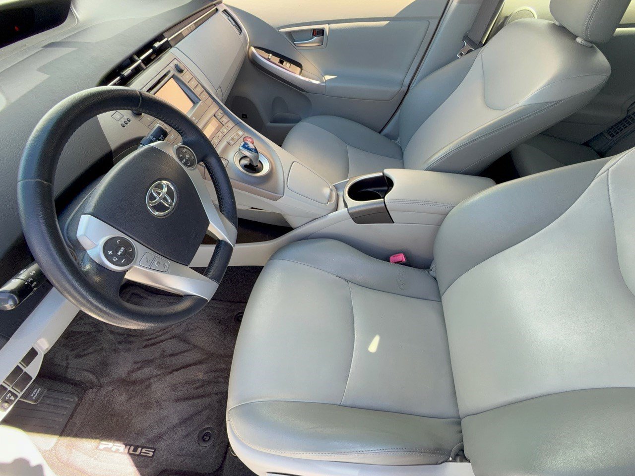 Used 2013 Toyota Prius Four FWD image 5