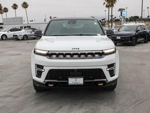 New 2026 Jeep Grand Wagoneer L 4WD image 3