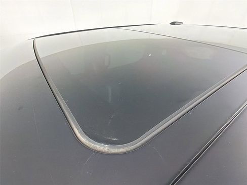 Used 2021 Ford F150 Lariat w/ Equipment Group 502A High image 14