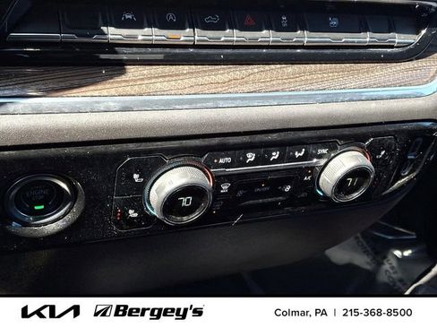 Used 2023 Chevrolet Silverado 1500 LT AWD/4WD image 17