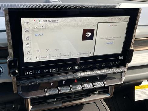 New 2025 GMC Hummer EV 2X image 27