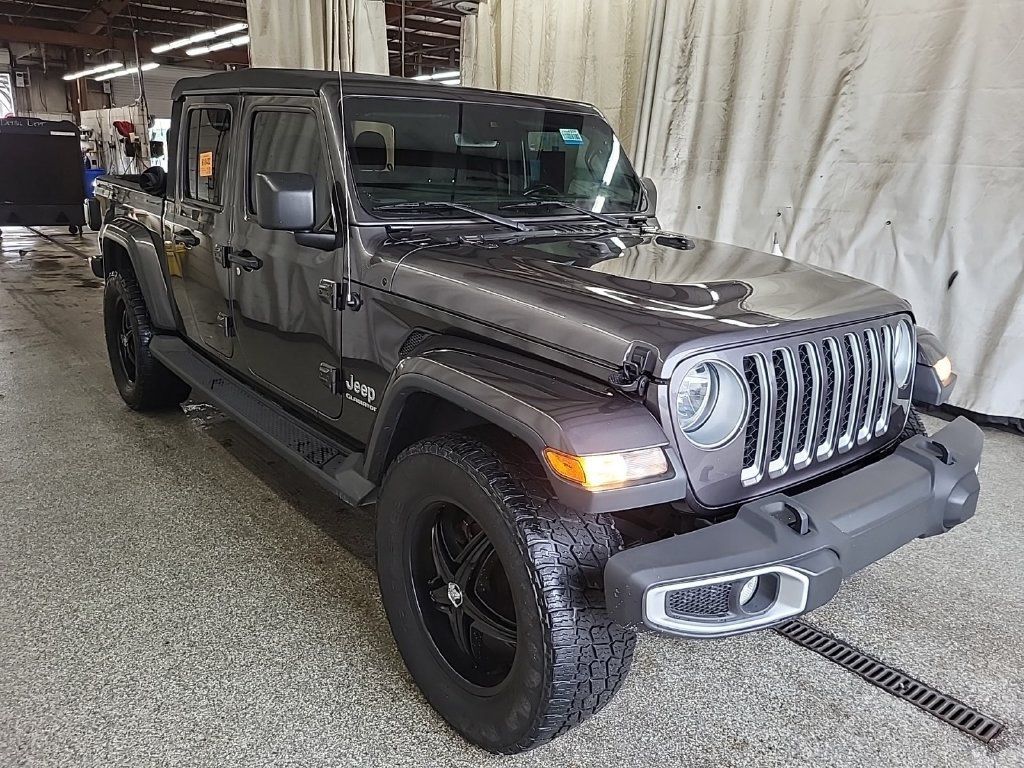Used 2020 Jeep Gladiator Overland AWD/4WD image 1