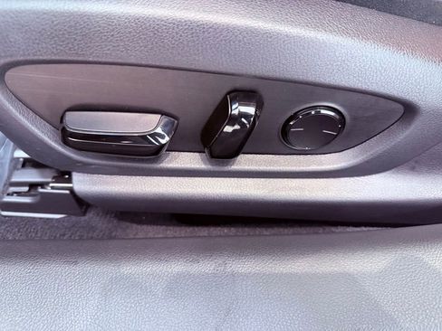 Certified 2025 Lexus ES 350 w/ Premium Package FWD image 16