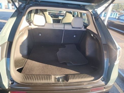 Used 2023 Honda HR-V LX image 4