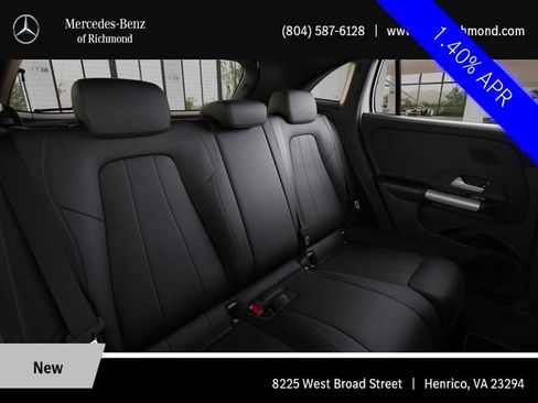 Used 2026 Mercedes-Benz GLA 250 4MATIC image 5