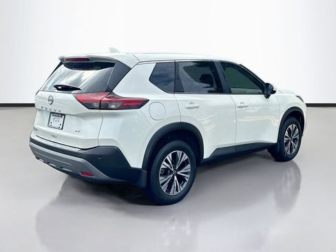 Used 2023 Nissan Rogue SV FWD image 7