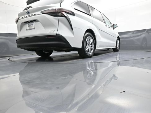 Certified 2024 Toyota Sienna XLE w/ XLE Plus Package AWD/4WD image 32