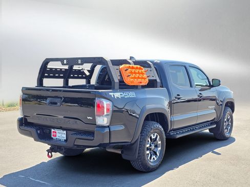 Used 2021 Toyota Tacoma TRD Off-Road AWD/4WD image 5