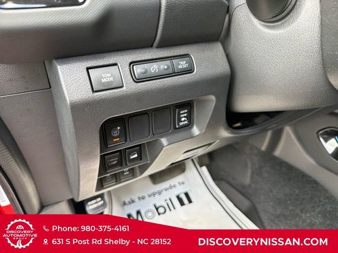 Certified 2022 Nissan Frontier PRO-4X w/ Pro-4X Premium Package AWD/4WD image 15
