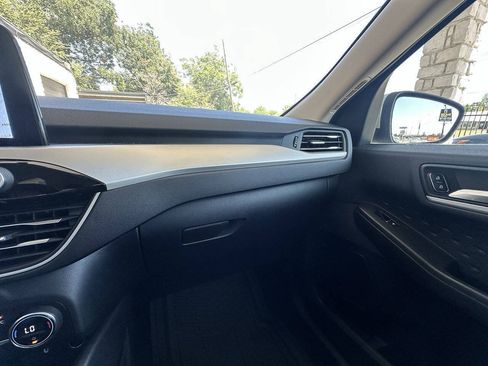 Used 2020 Ford Escape SEL FWD image 29